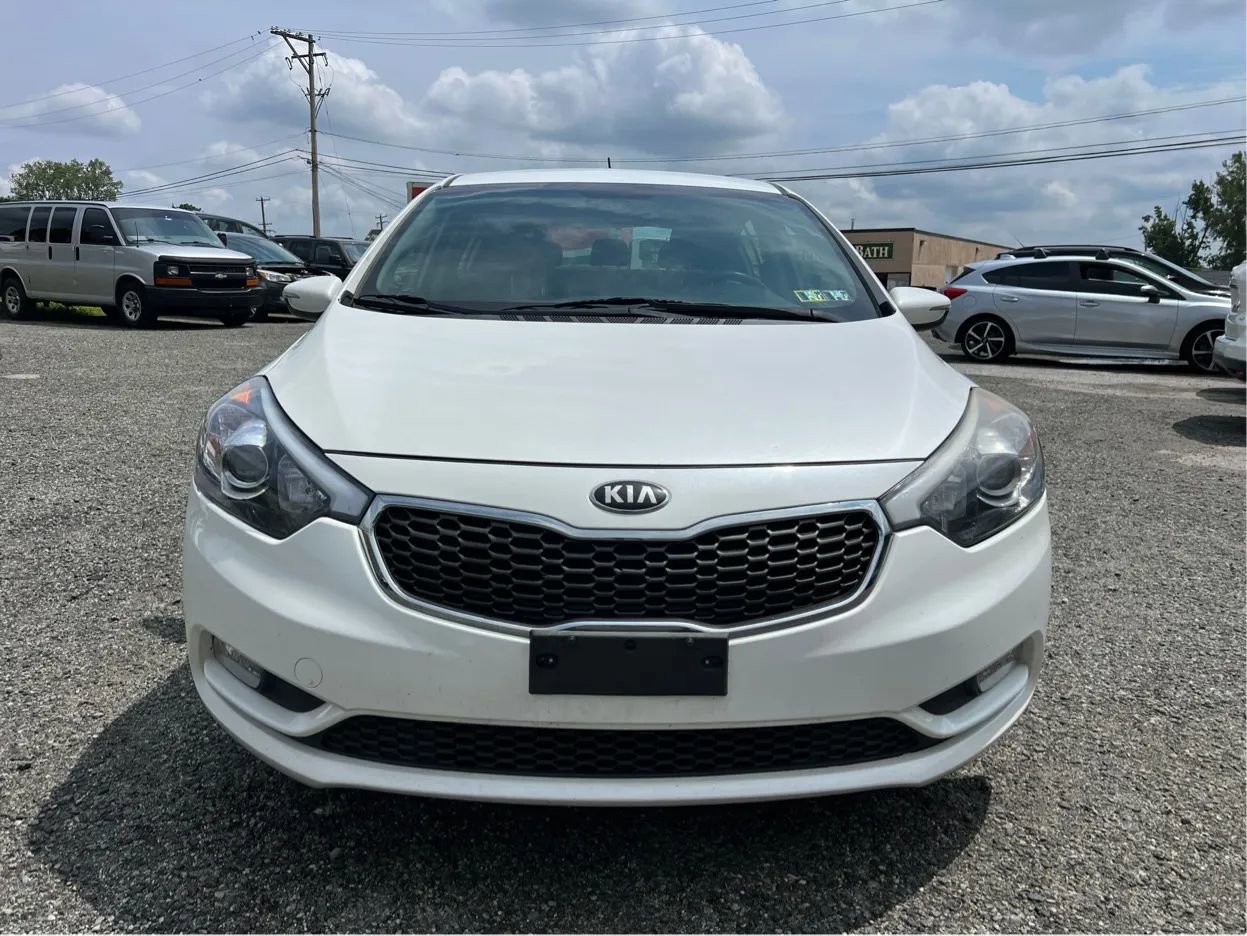 Used 2016 Kia Forte LX image 2