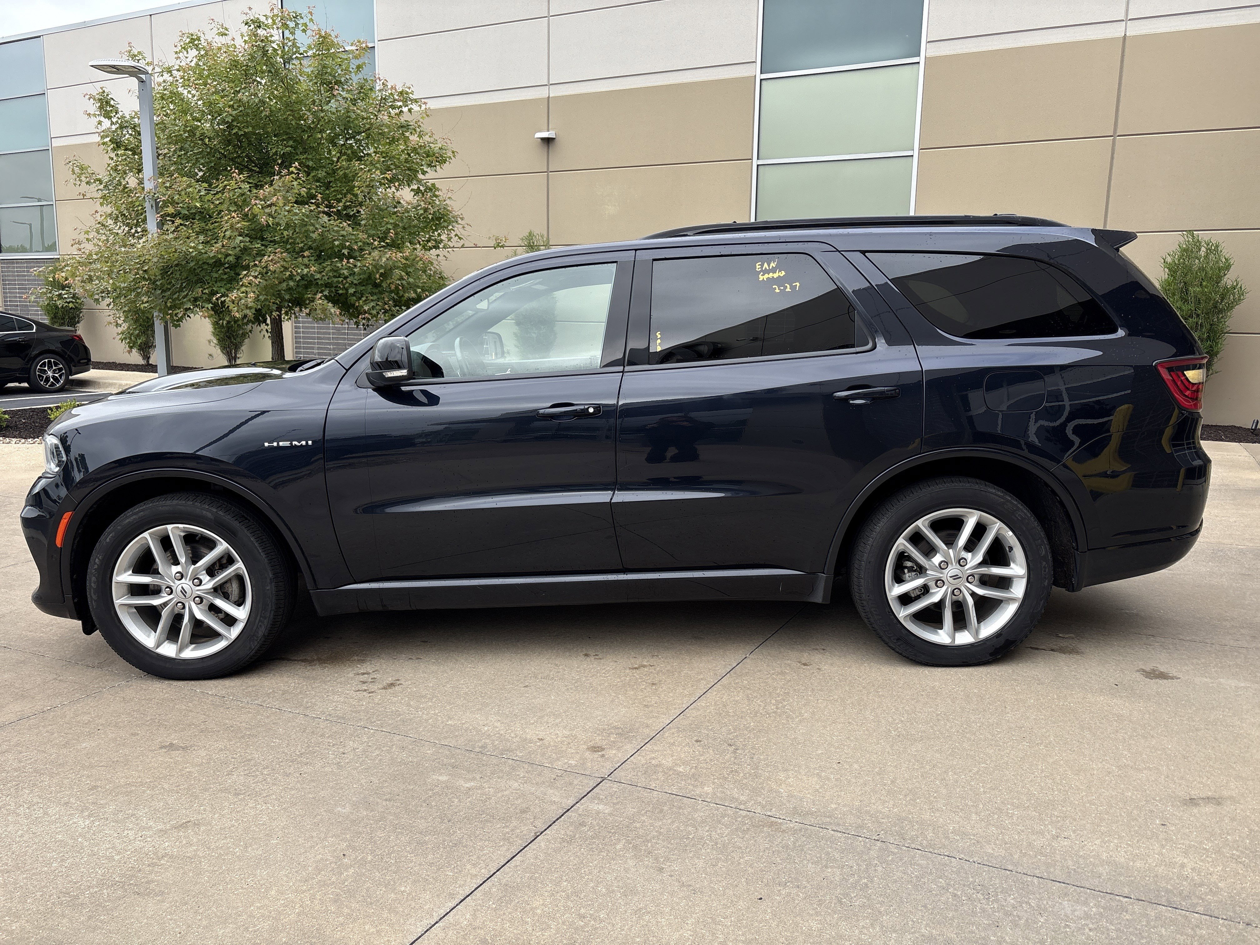 Used 2025 Dodge Durango R/T AWD/4WD image 29