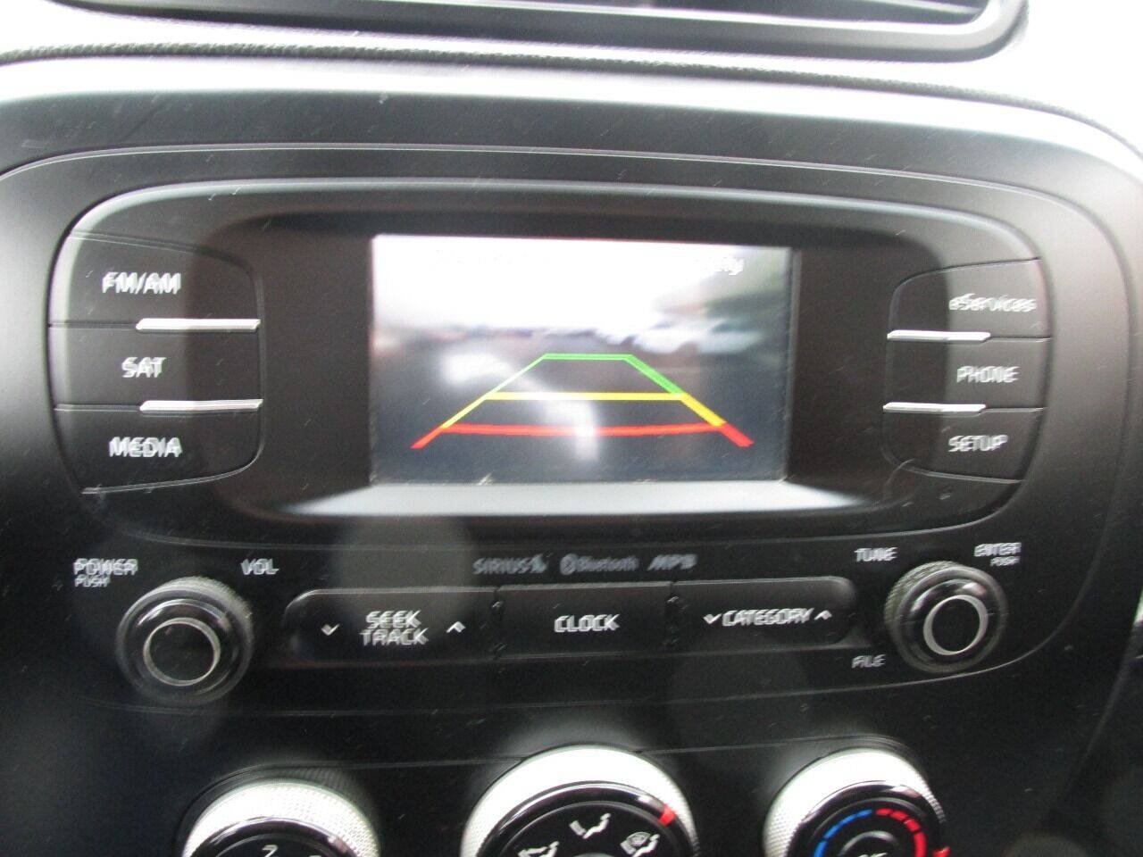 Used 2015 Kia Soul FWD image 57