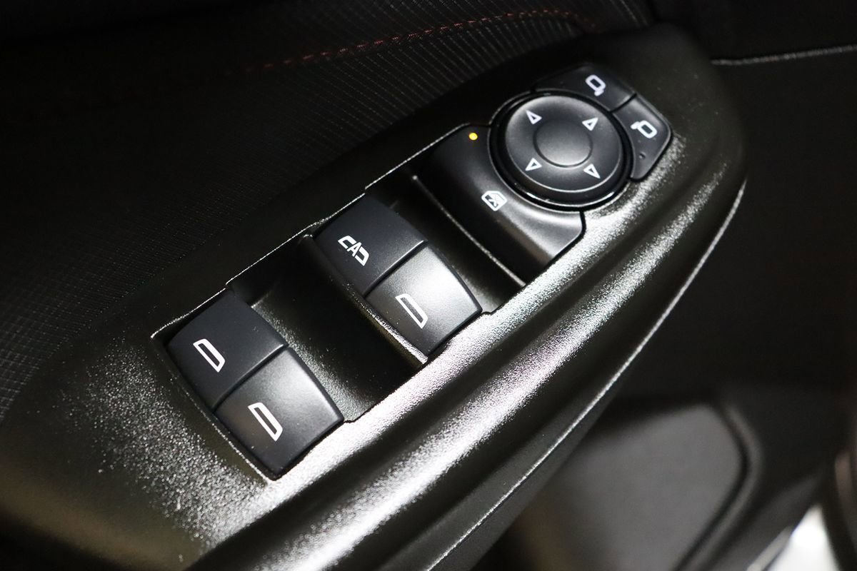 Used 2023 Chevrolet TrailBlazer RS w/ Technology Package image 30