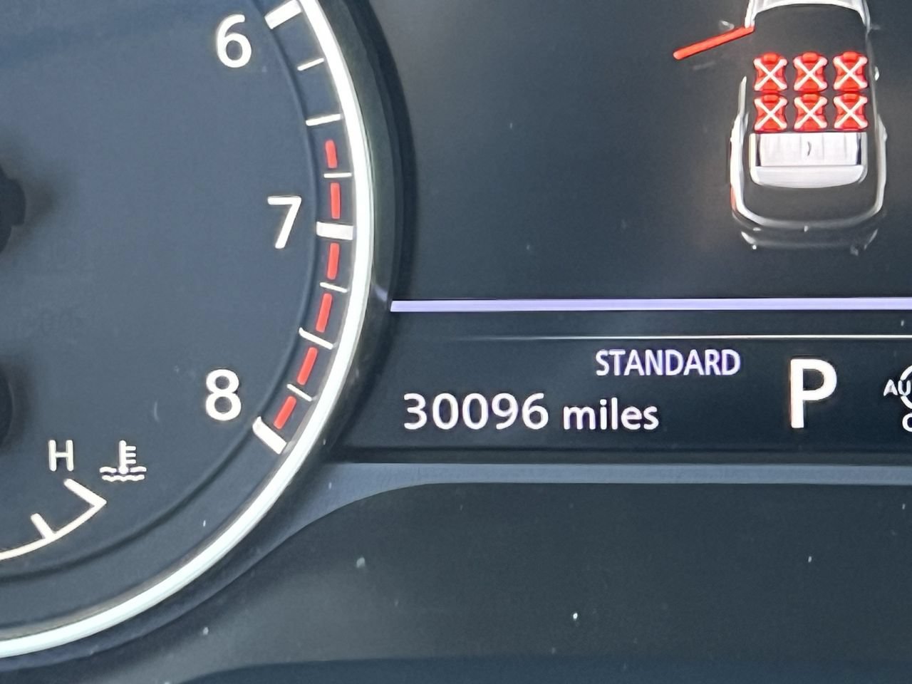 Used 2022 Nissan Pathfinder SL w/ Cargo Package FWD image 8