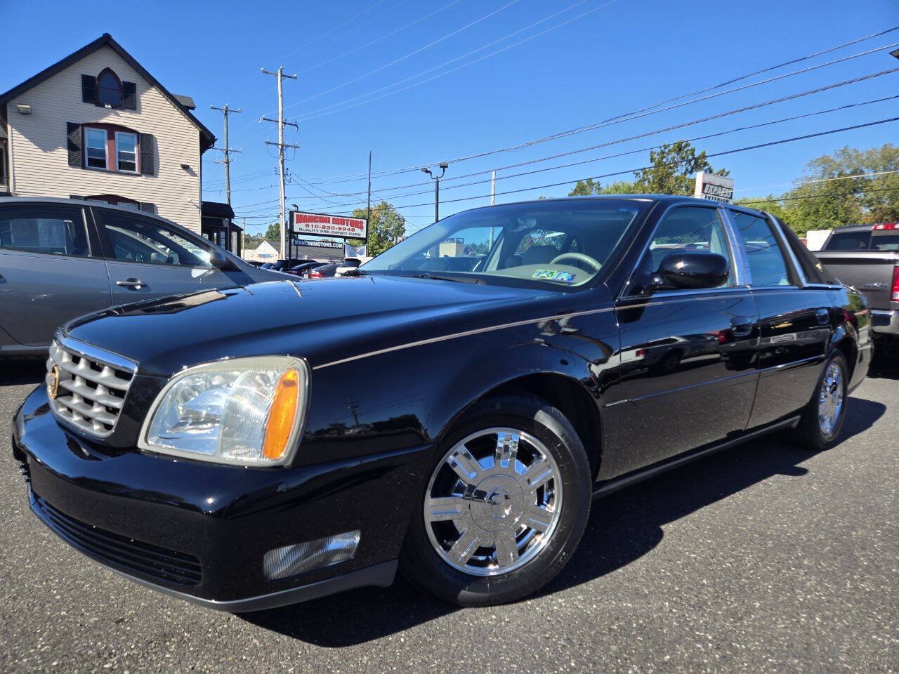 Used 2004 Cadillac De Ville w/ Equipment Group FWD image 2