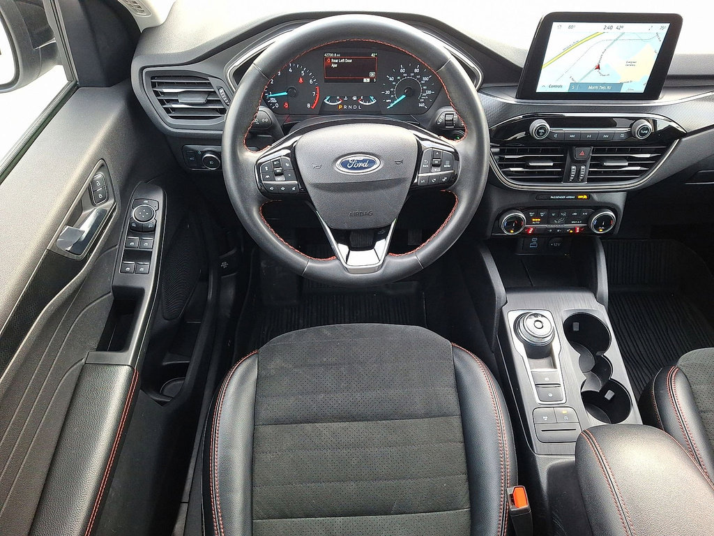 Certified 2022 Ford Escape SEL w/ SEL Stealth AWD Package image 21