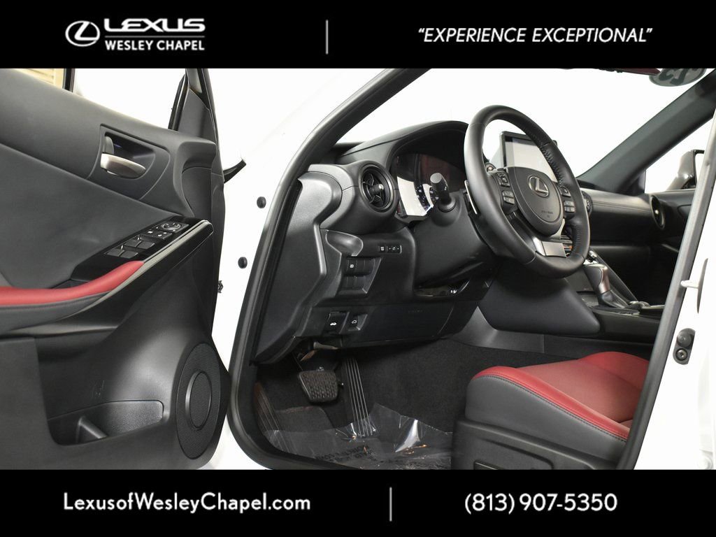 Used 2025 Lexus IS 300 w/ Comfort Package RWD image 18