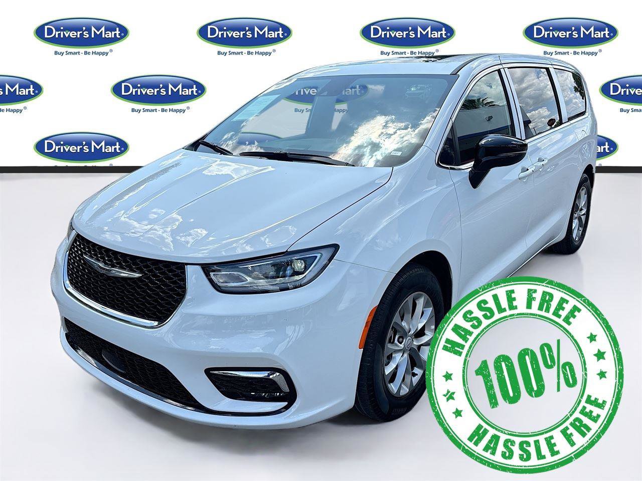 Used 2026 Chrysler Pacifica Limited FWD image 3