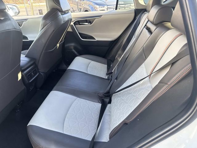 Used 2024 Toyota RAV4 Adventure image 17