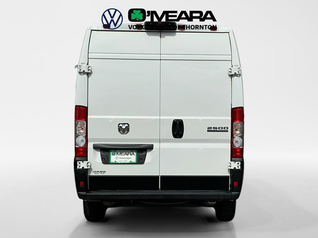 Used 2025 RAM ProMaster 2500 w/ Convenience Group FWD image 4