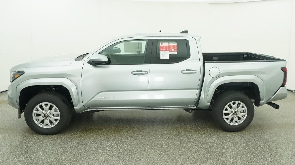 New 2026 Toyota Tacoma SR5 AWD/4WD image 3