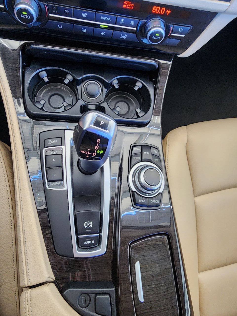 Used 2013 BMW 528i Sedan RWD image 23