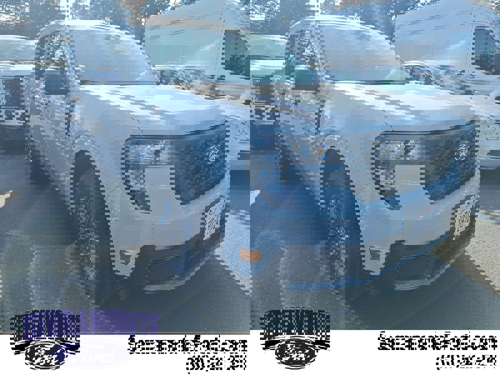 Used 2025 Ford Maverick XLT image 1