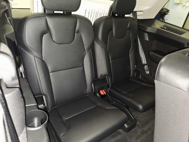 Used 2016 Volvo XC90 T6 Momentum w/ Momentum Plus Package image 14