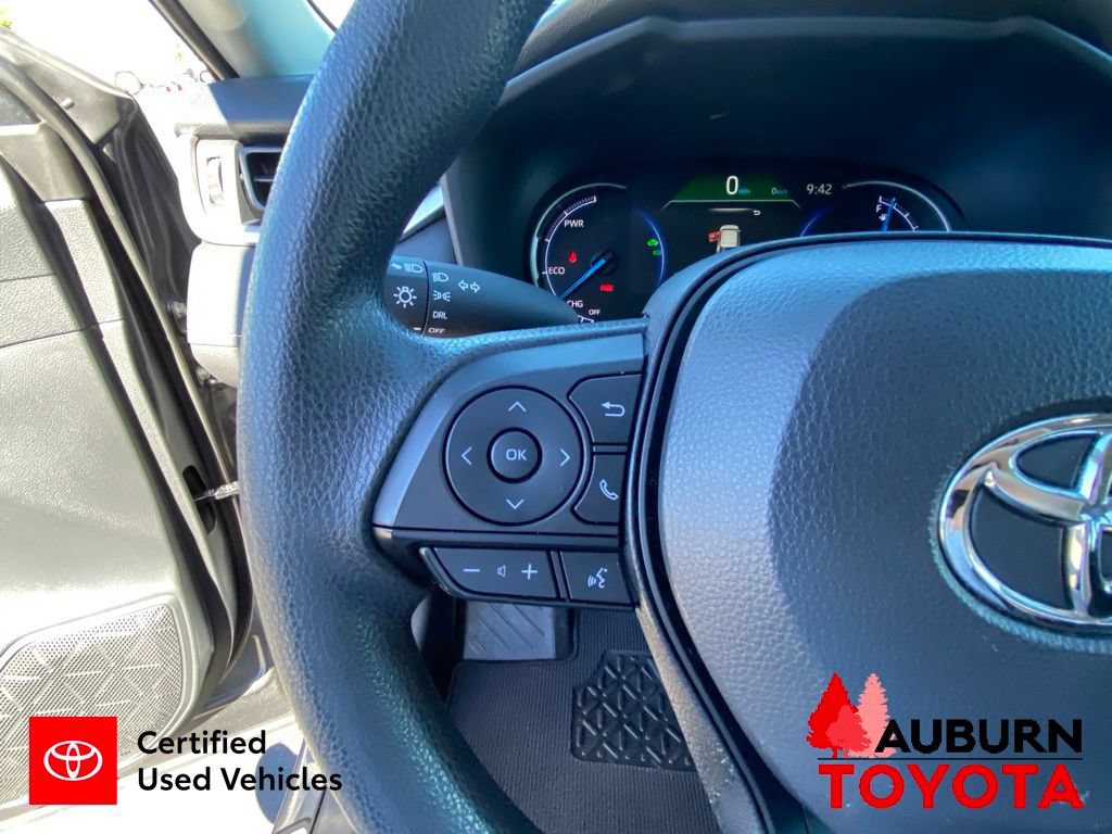 Certified 2025 Toyota RAV4 LE AWD/4WD image 34