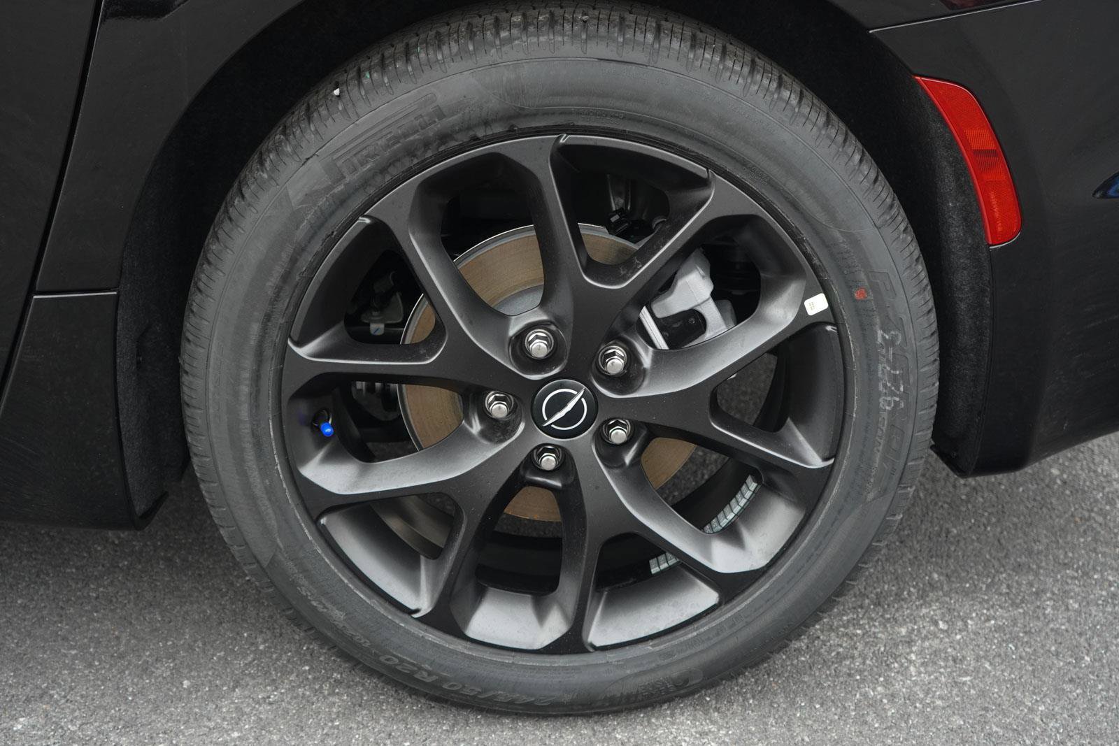 New 2026 Chrysler Pacifica Select w/ S Appearance Package image 11