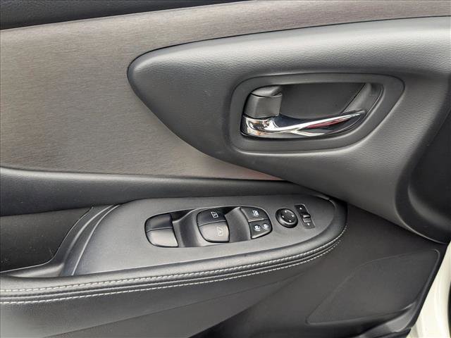 Used 2019 Nissan Murano S image 8