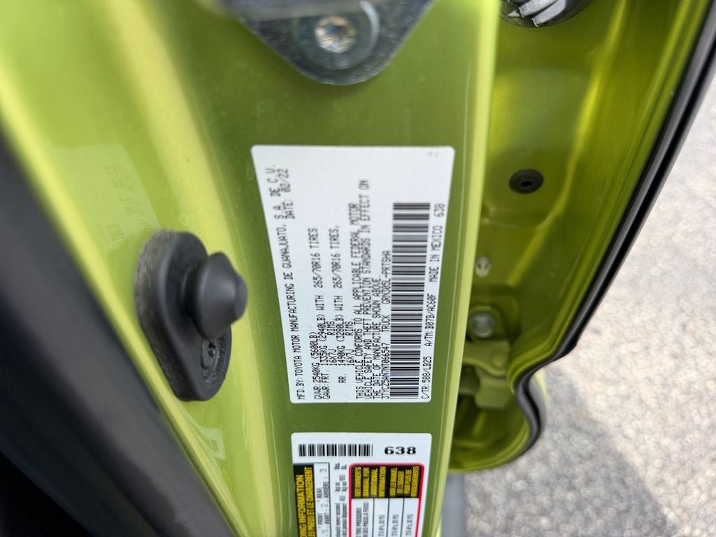 Certified 2022 Toyota Tacoma TRD Pro AWD/4WD image 32