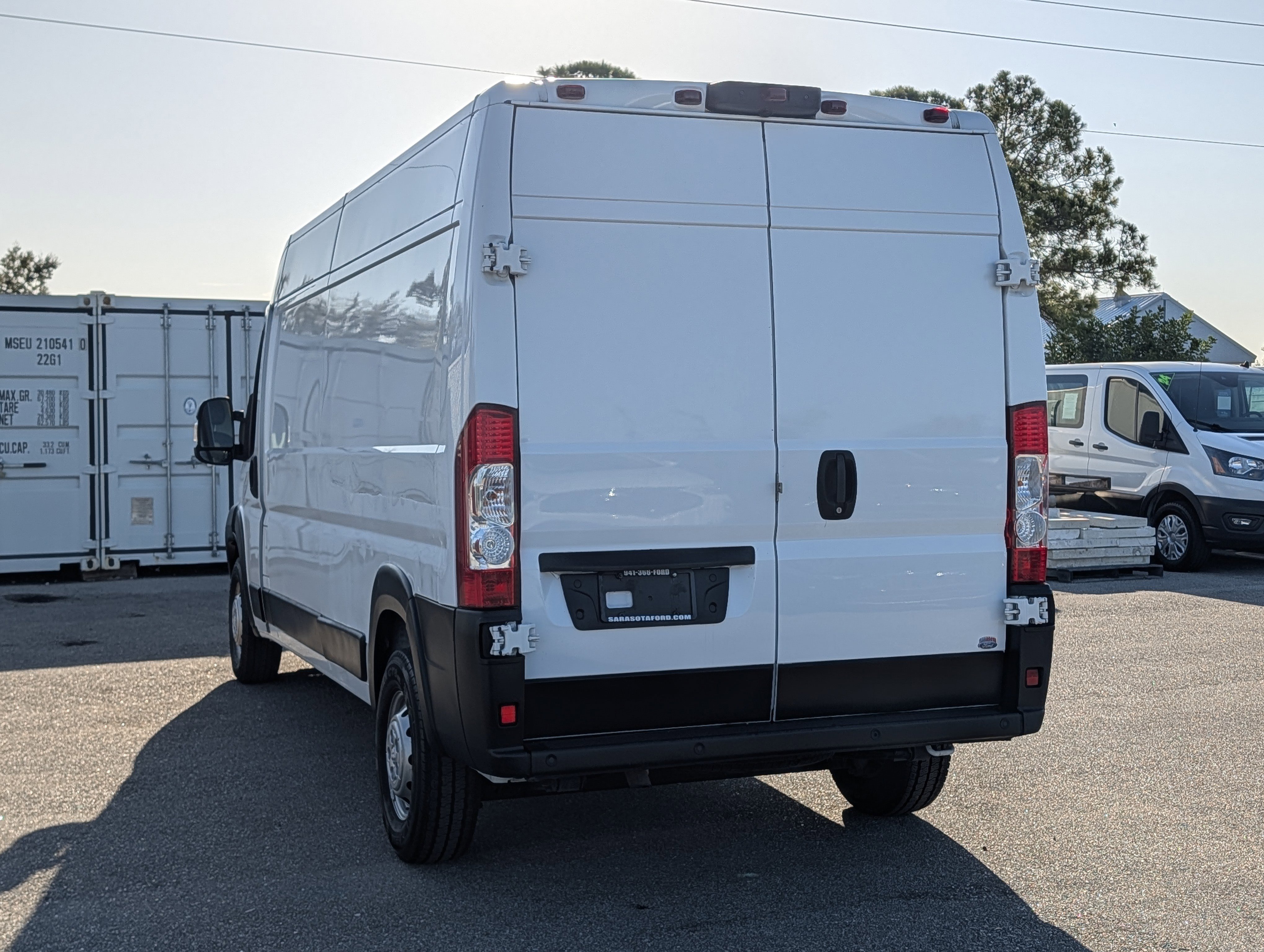 Used 2021 RAM ProMaster 2500 w/ Convenience Group FWD image 6