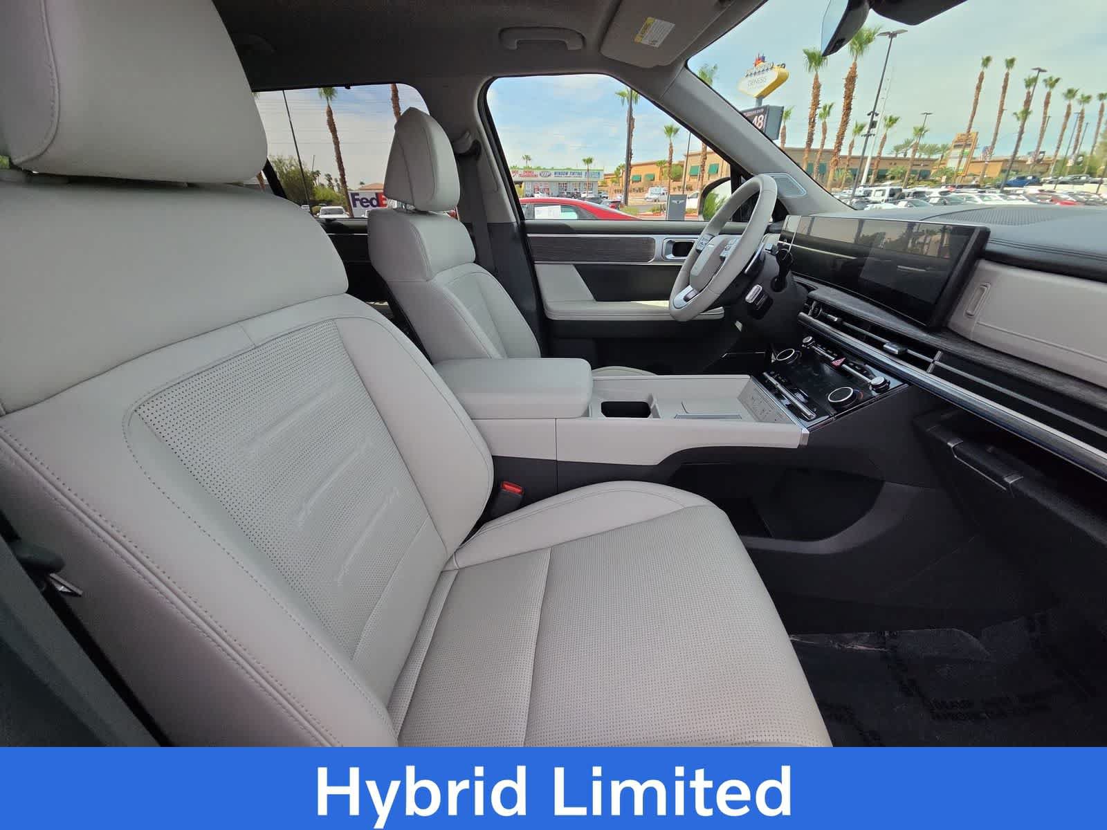 Used 2025 Hyundai Santa Fe Limited FWD image 18