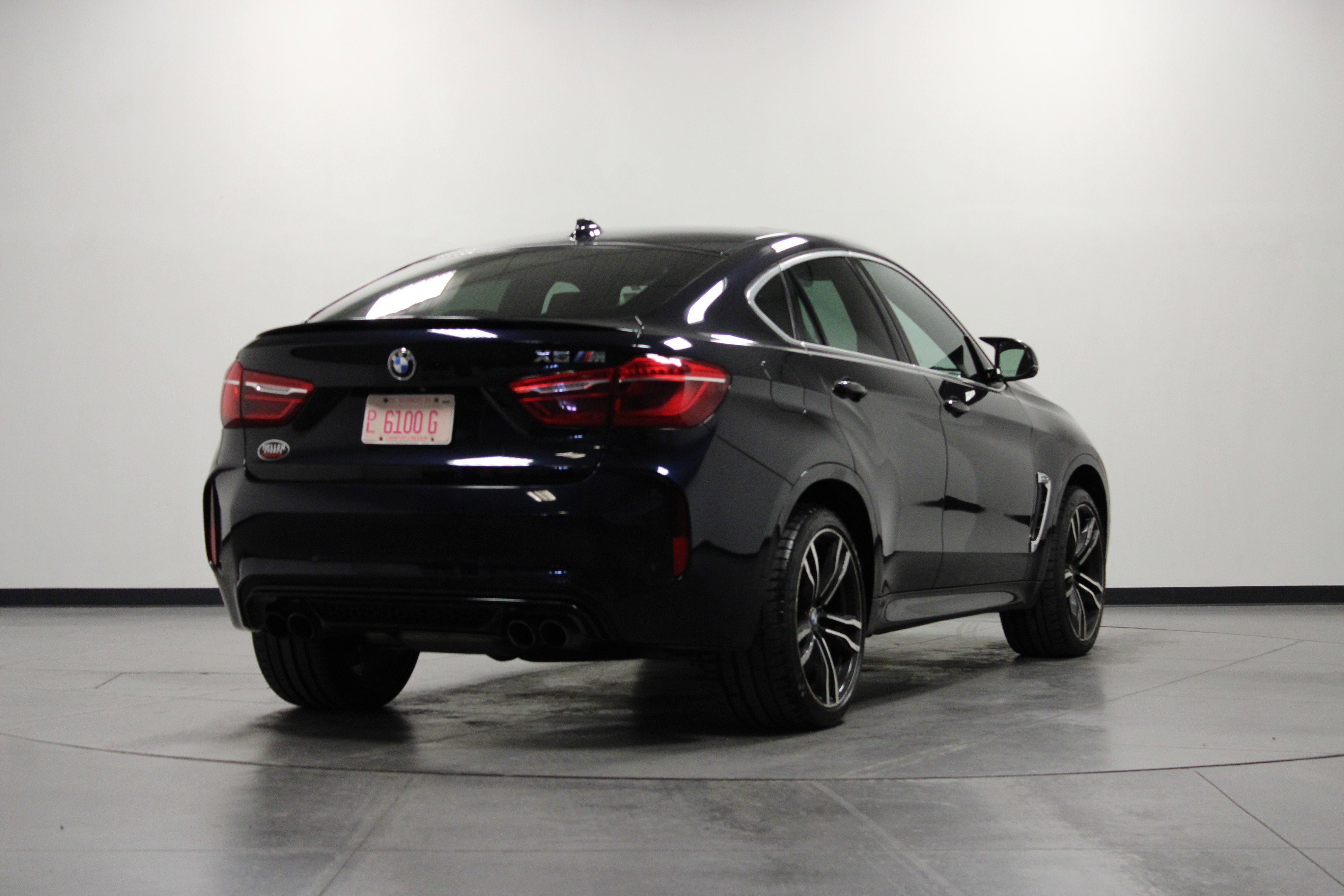 Used 2015 BMW X6 M image 4