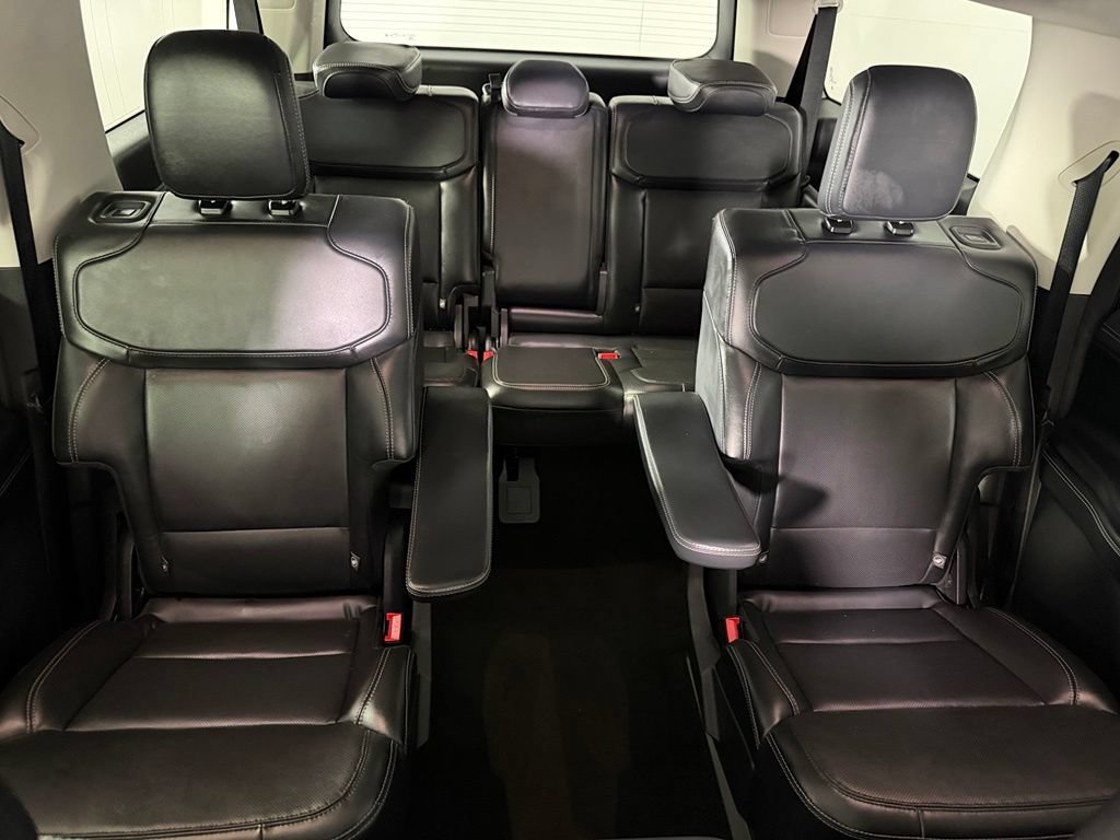 Used 2025 Ford Expedition Max Platinum AWD/4WD image 21
