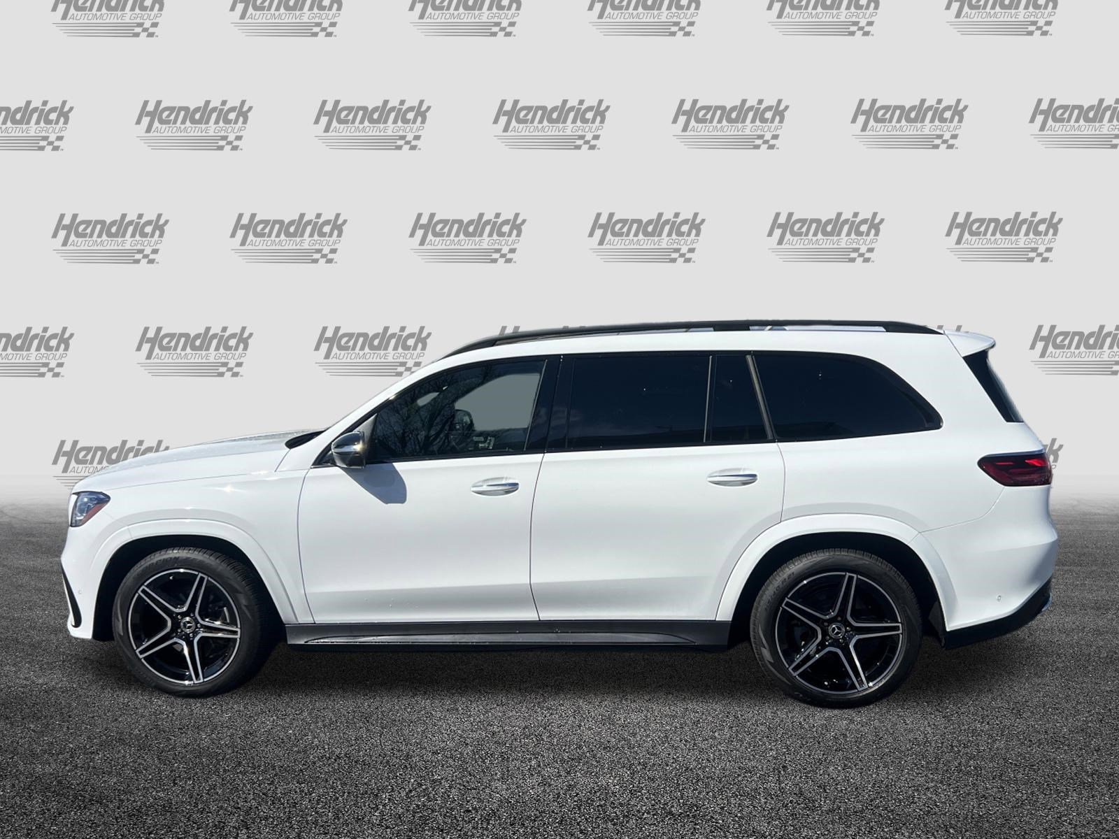 Certified 2025 Mercedes-Benz GLS 450 4MATIC image 7