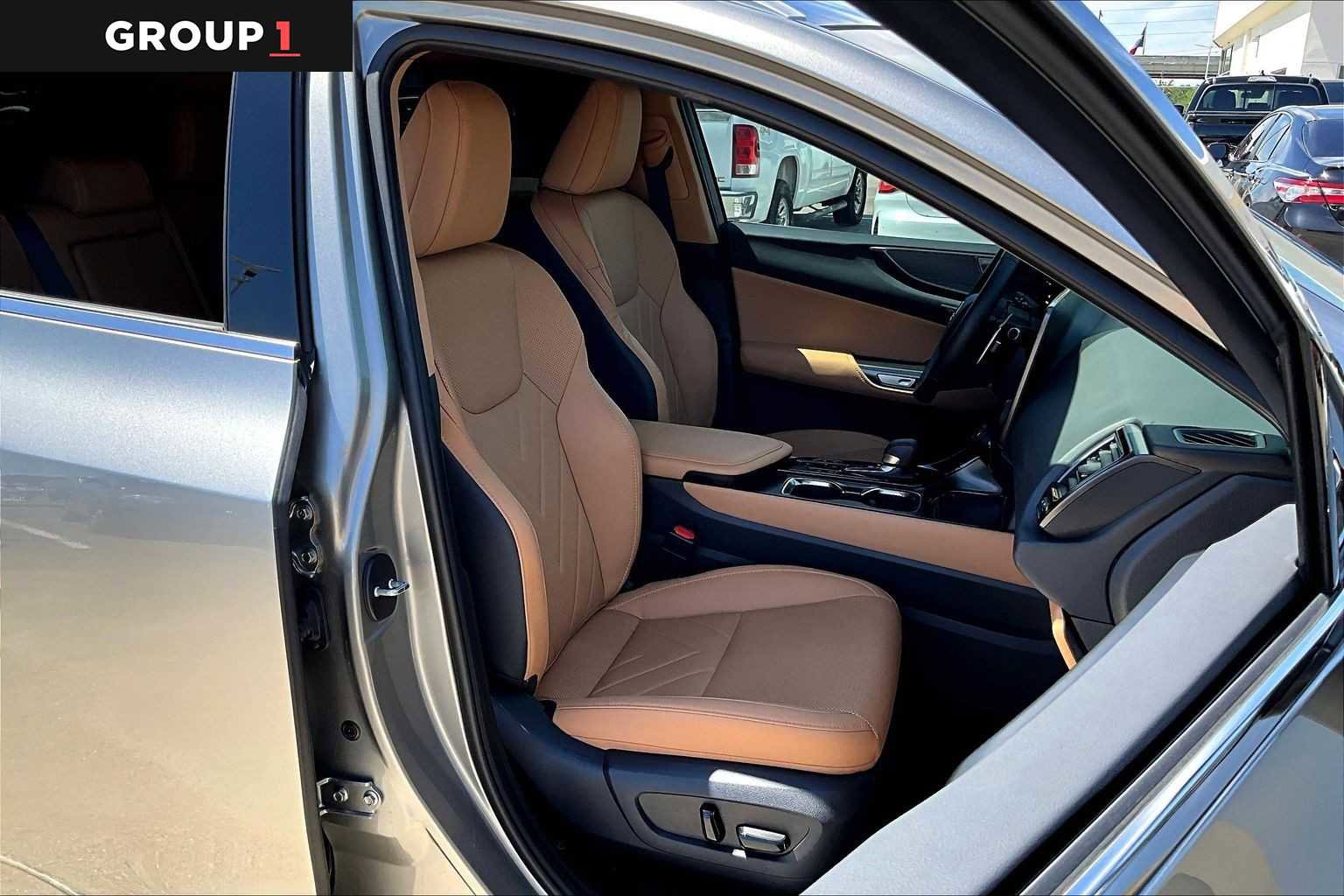 Used 2025 Lexus NX 350 AWD w/ Accessory Package (K3) image 8