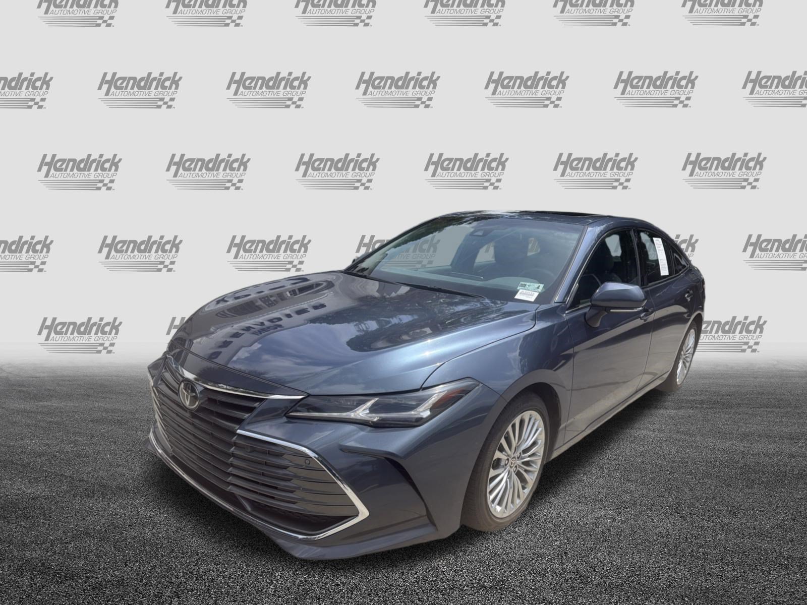 Used 2020 Toyota Avalon Limited w/ Advanced Safety Package FWD image 5