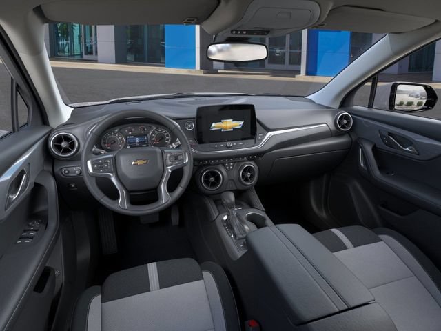 New 2025 Chevrolet Blazer LT w/ Convenience Package FWD image 41