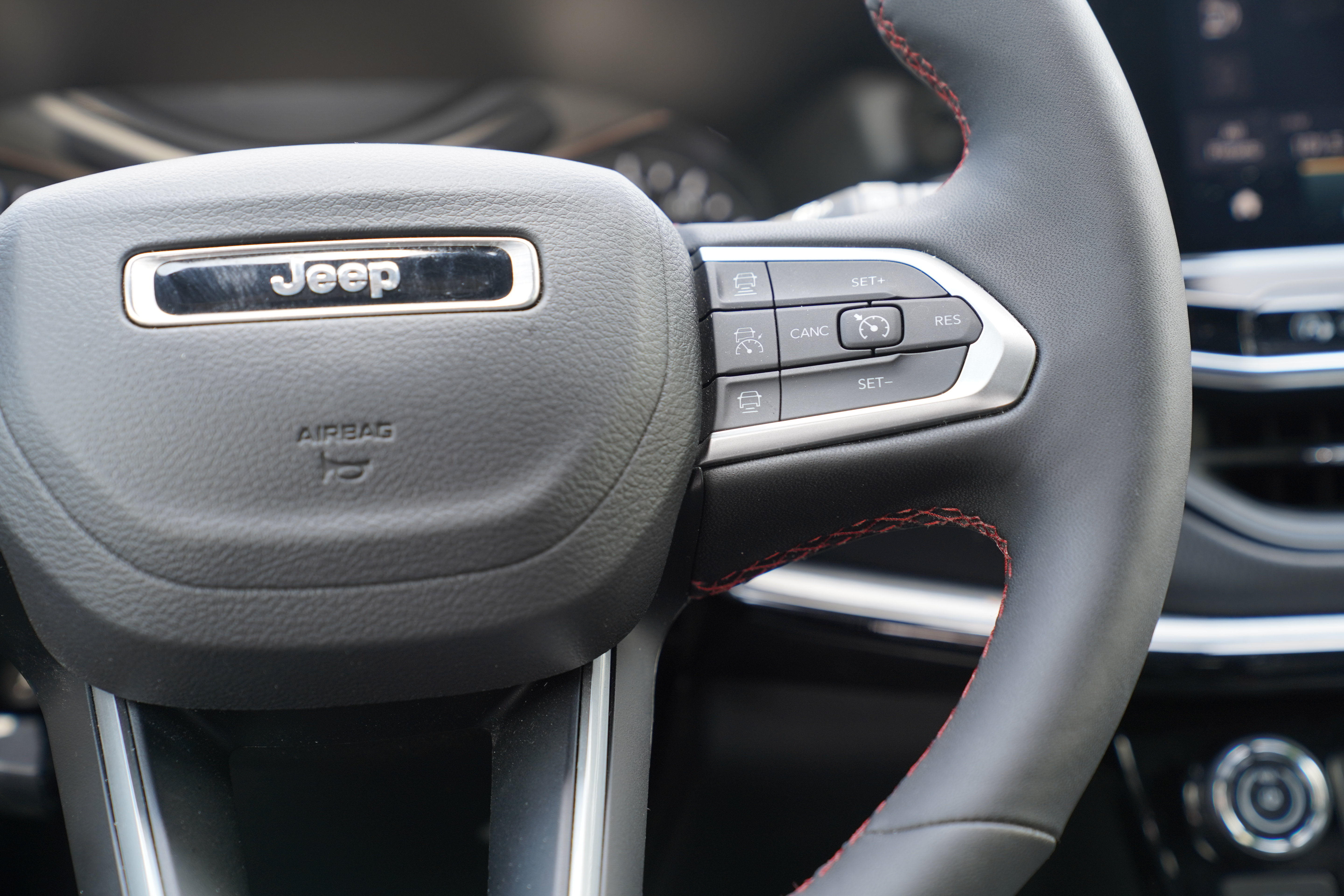 Used 2026 Jeep Compass Trailhawk AWD/4WD image 19