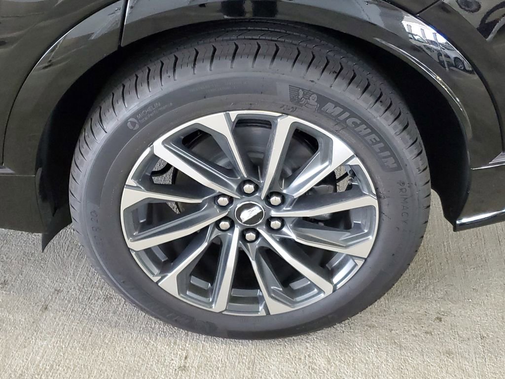 New 2025 Cadillac Lyriq Sport AWD/4WD image 5
