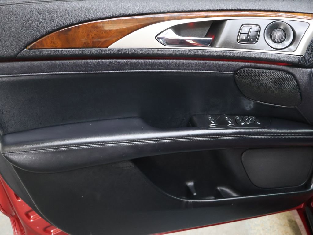 Used 2019 Lincoln MKZ Reserve FWD image 15