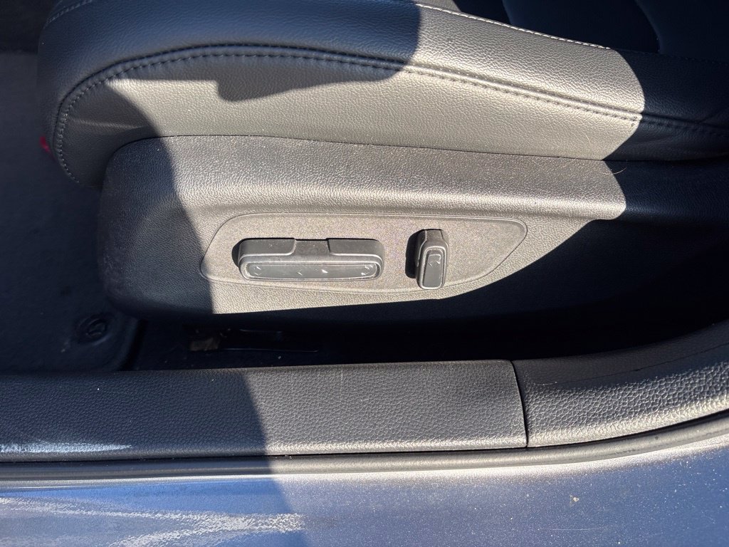 Used 2025 Acura Integra FWD image 17