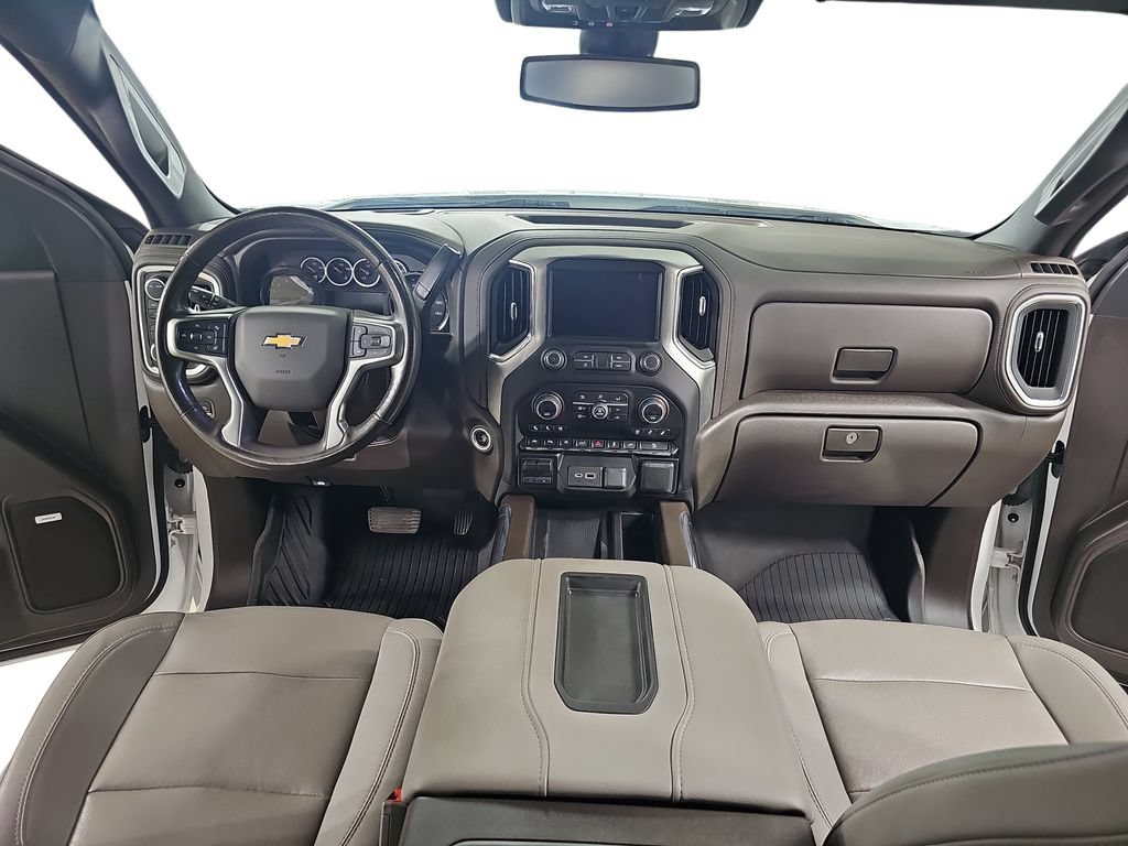 Certified 2022 Chevrolet Silverado 1500 LTZ w/ LTZ Premium Package AWD/4WD image 11