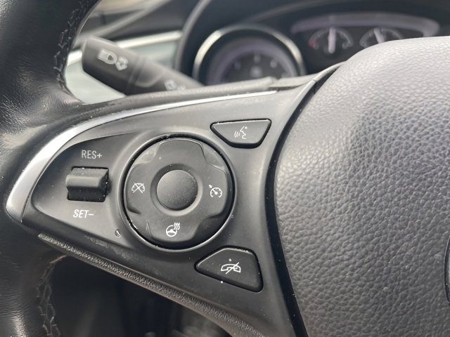 Used 2020 Buick Envision Essence image 18
