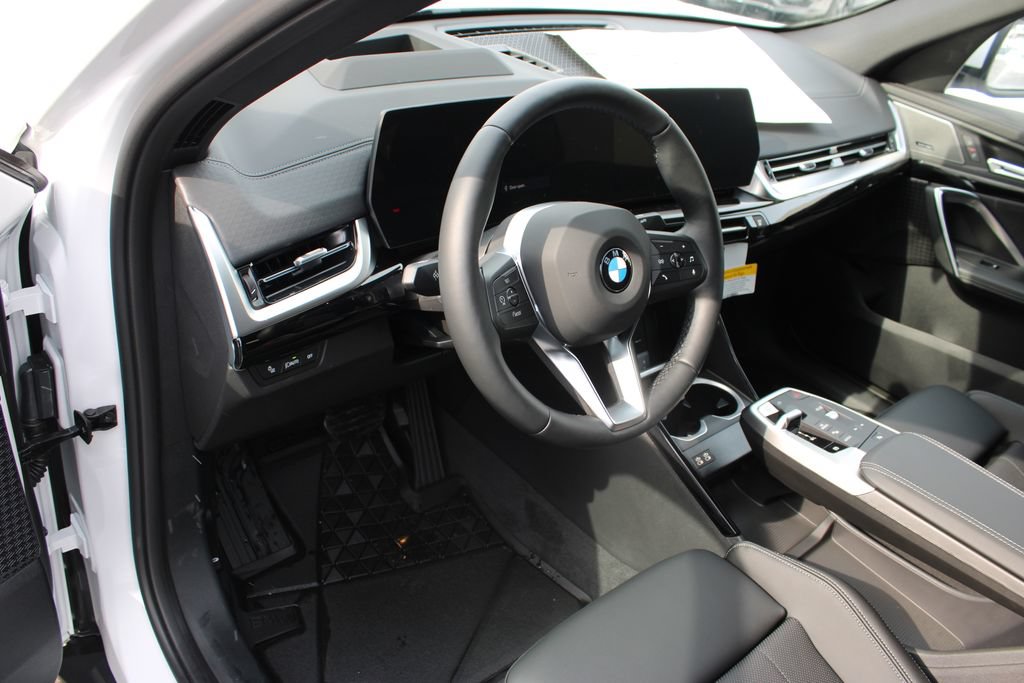New 2026 BMW X2 xDrive28i AWD/4WD image 47