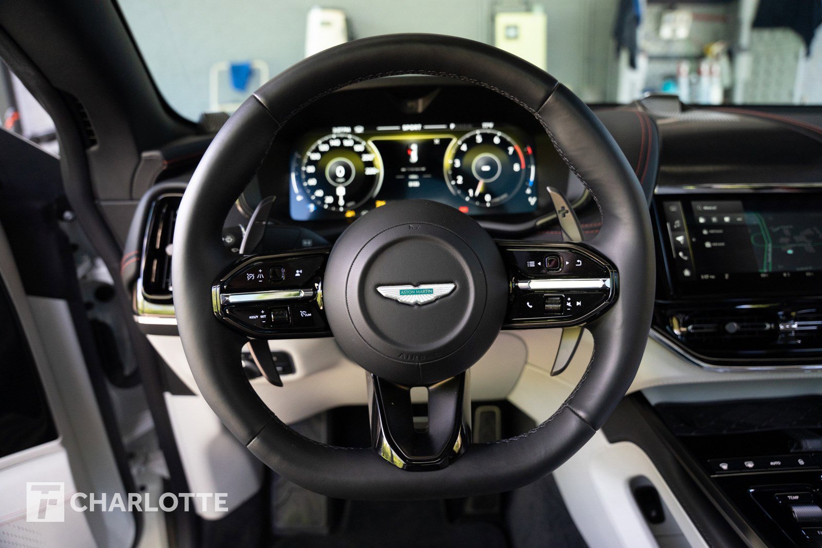 Used 2025 Aston Martin DBX 707 AWD/4WD image 22