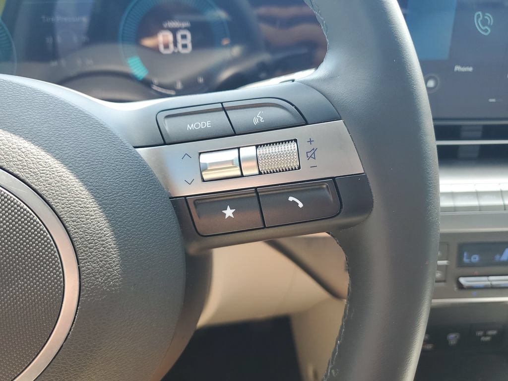 Used 2024 Hyundai Kona SEL FWD image 20
