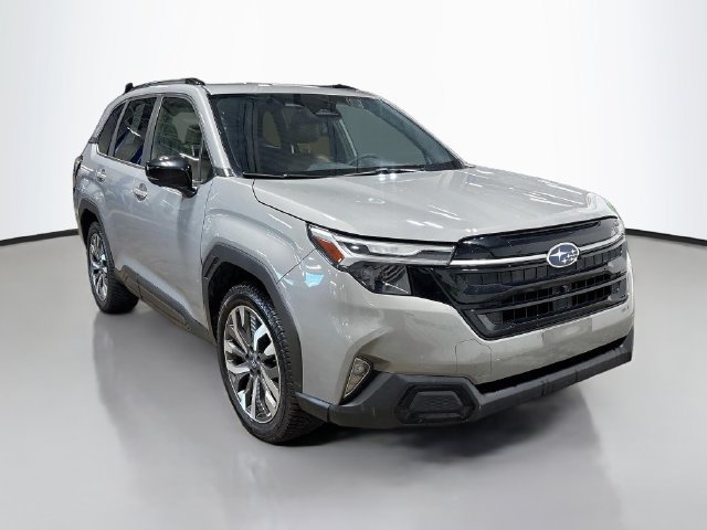 Used 2025 Subaru Forester Touring AWD/4WD image 5