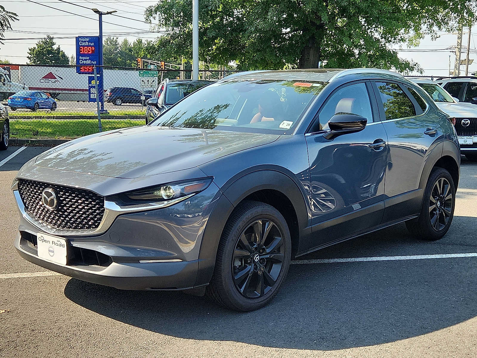 Used 2023 MAZDA CX-30 AWD 2.5 S w/ Preferred Package image 3