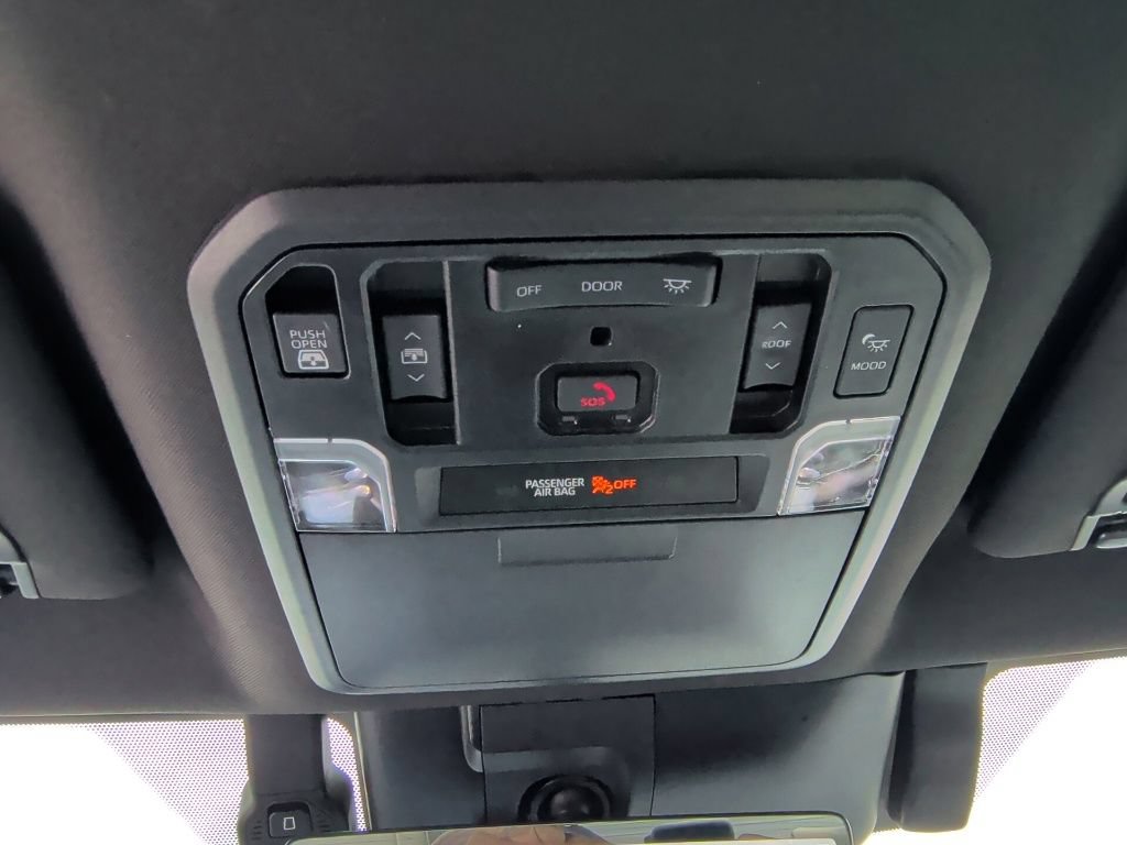 Used 2022 Toyota Tundra Capstone AWD/4WD image 22