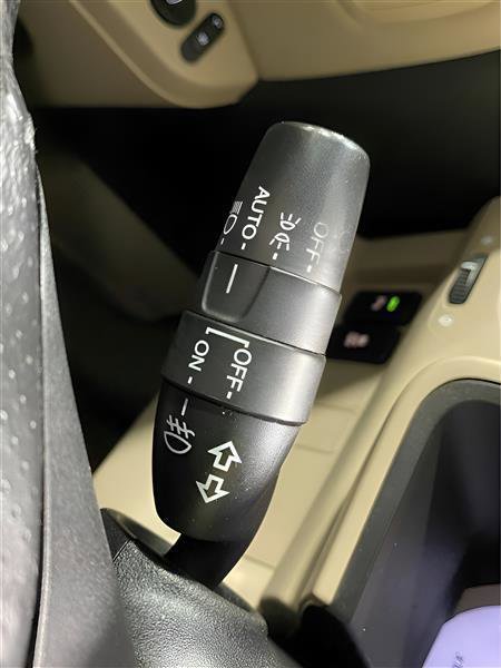 Used 2015 Honda Pilot Touring image 23