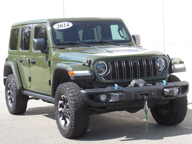 Used 2024 Jeep Wrangler Unlimited Rubicon 4xe AWD/4WD image 2