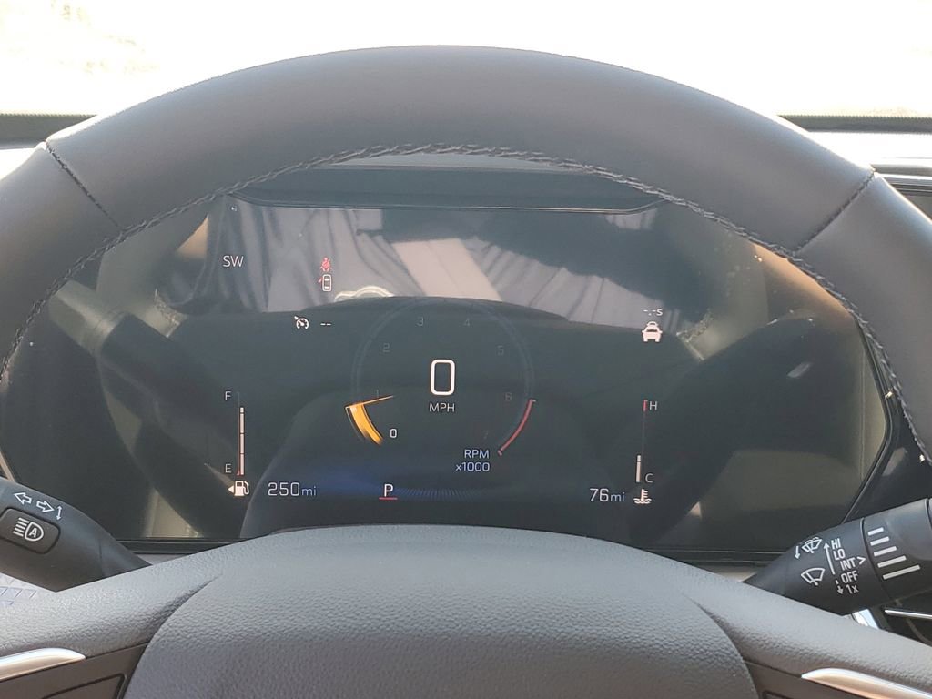 New 2026 Chevrolet Trax LT w/ LT Convenience Package image 30