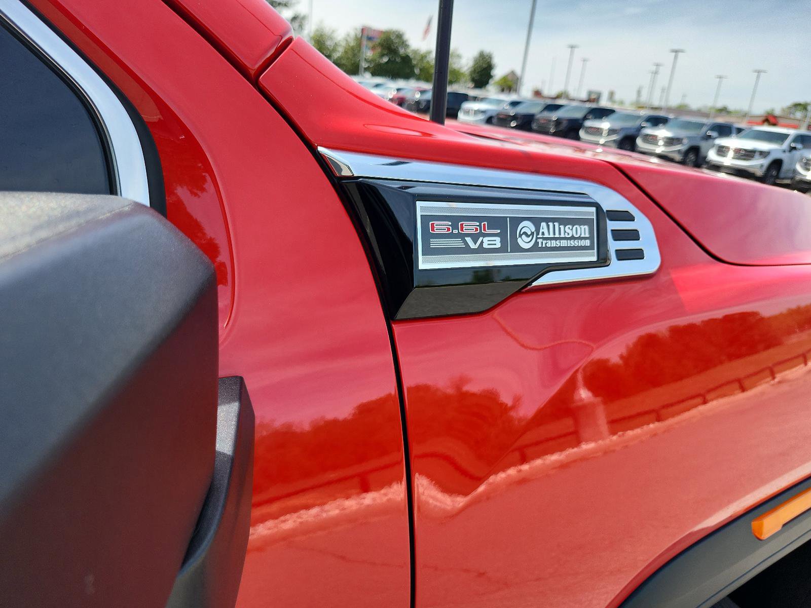 Used 2024 GMC Sierra 3500 SLT w/ SLT Convenience Package image 10