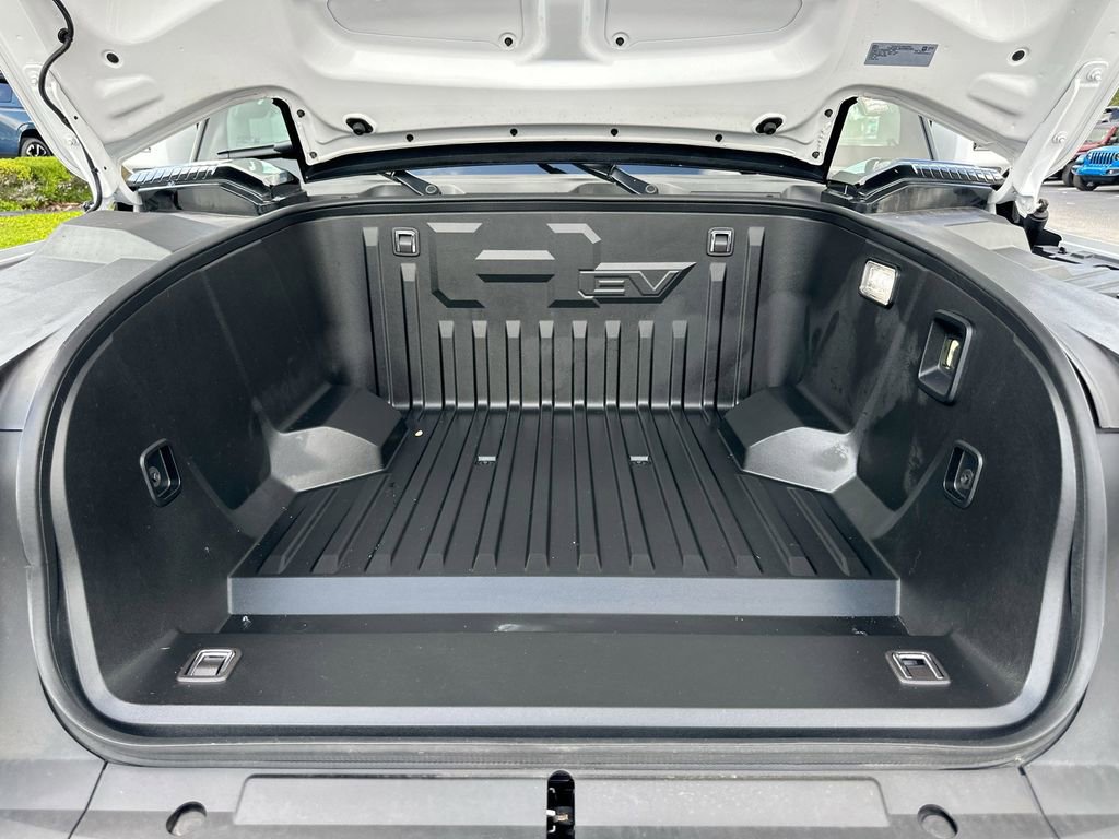 Certified 2025 GMC Hummer EV 3X AWD/4WD image 30