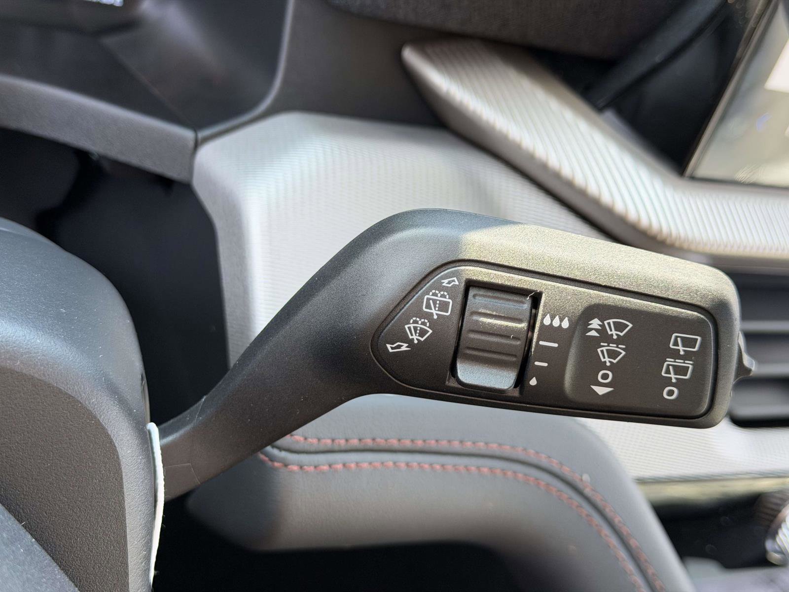 New 2026 Ford Explorer Active image 22