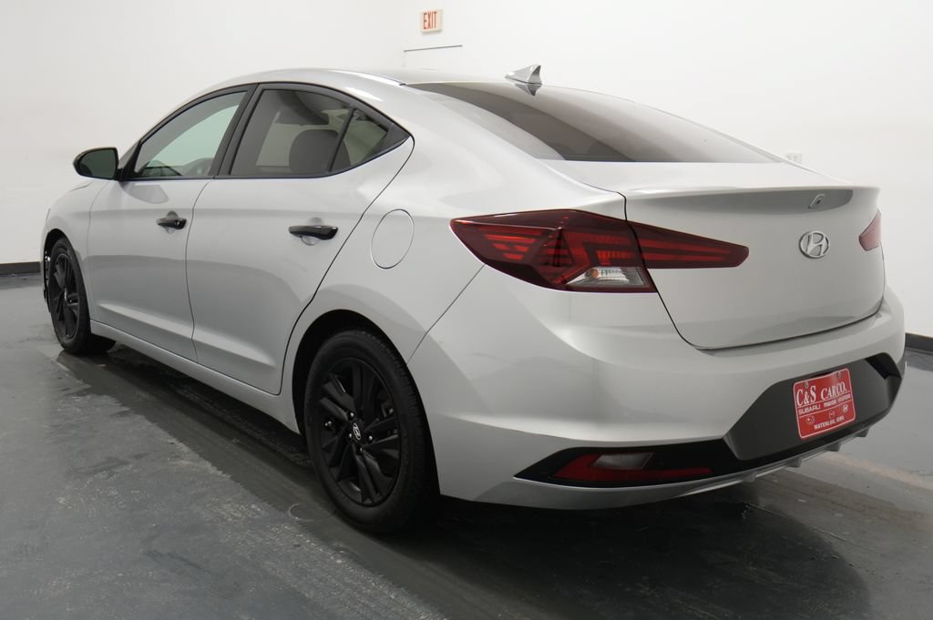 Used 2019 Hyundai Elantra SEL w/ Cargo Package FWD image 12