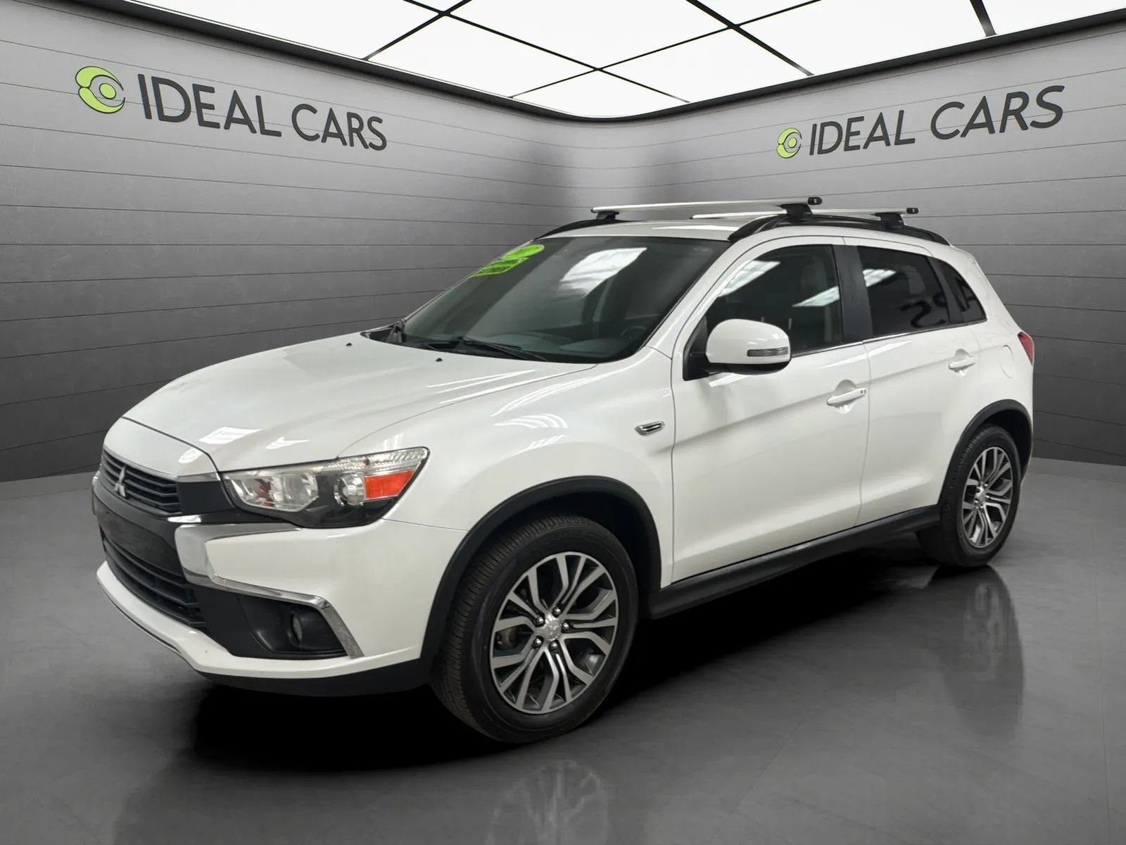 Used 2017 Mitsubishi Outlander Sport SEL FWD image 1