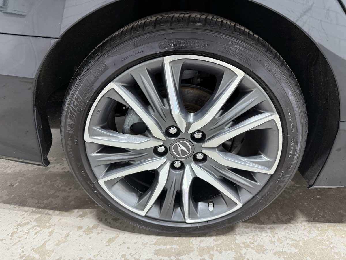Used 2019 Acura RLX Sport Hybrid w/ Advance Pkg AWD/4WD image 7