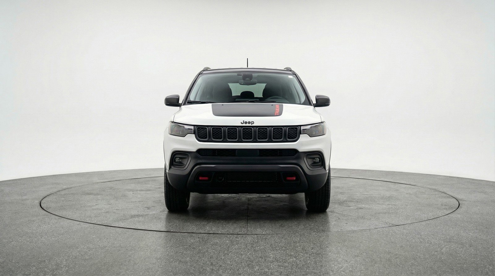 Used 2025 Jeep Compass Trailhawk image 2