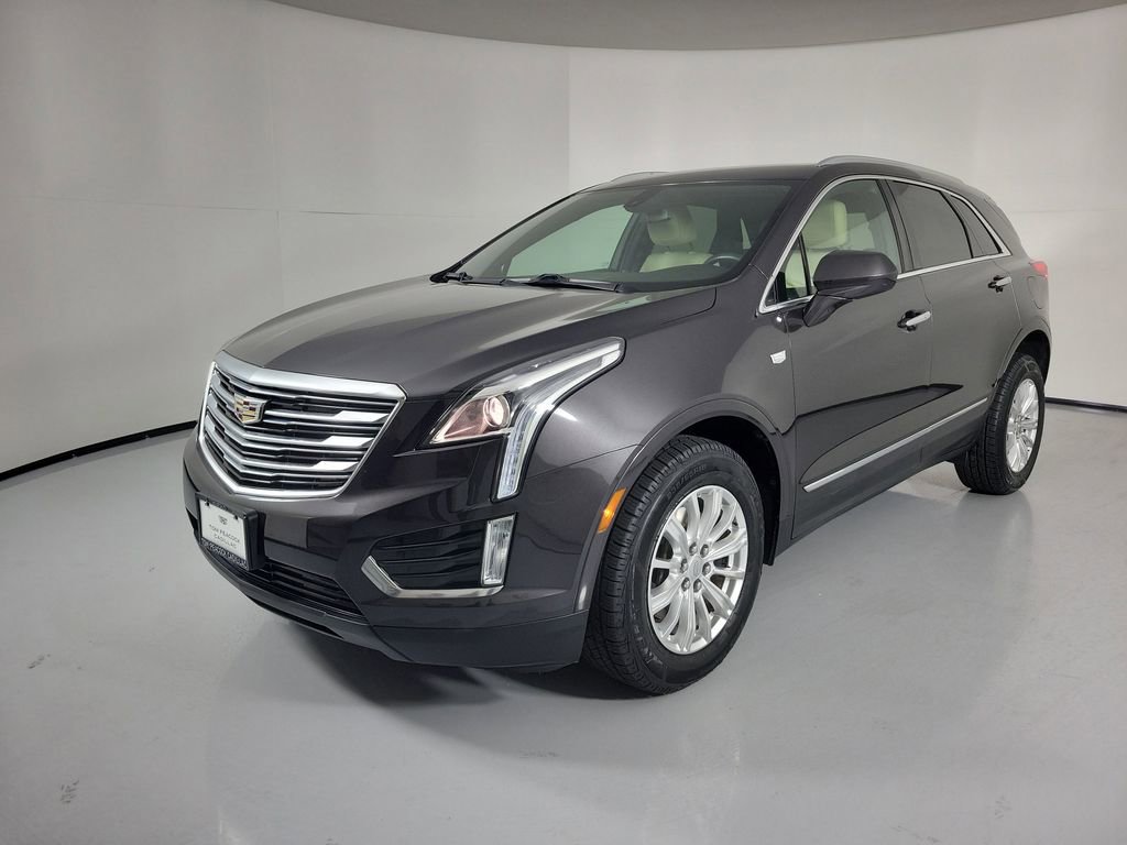 Used 2018 Cadillac XT5 FWD image 2